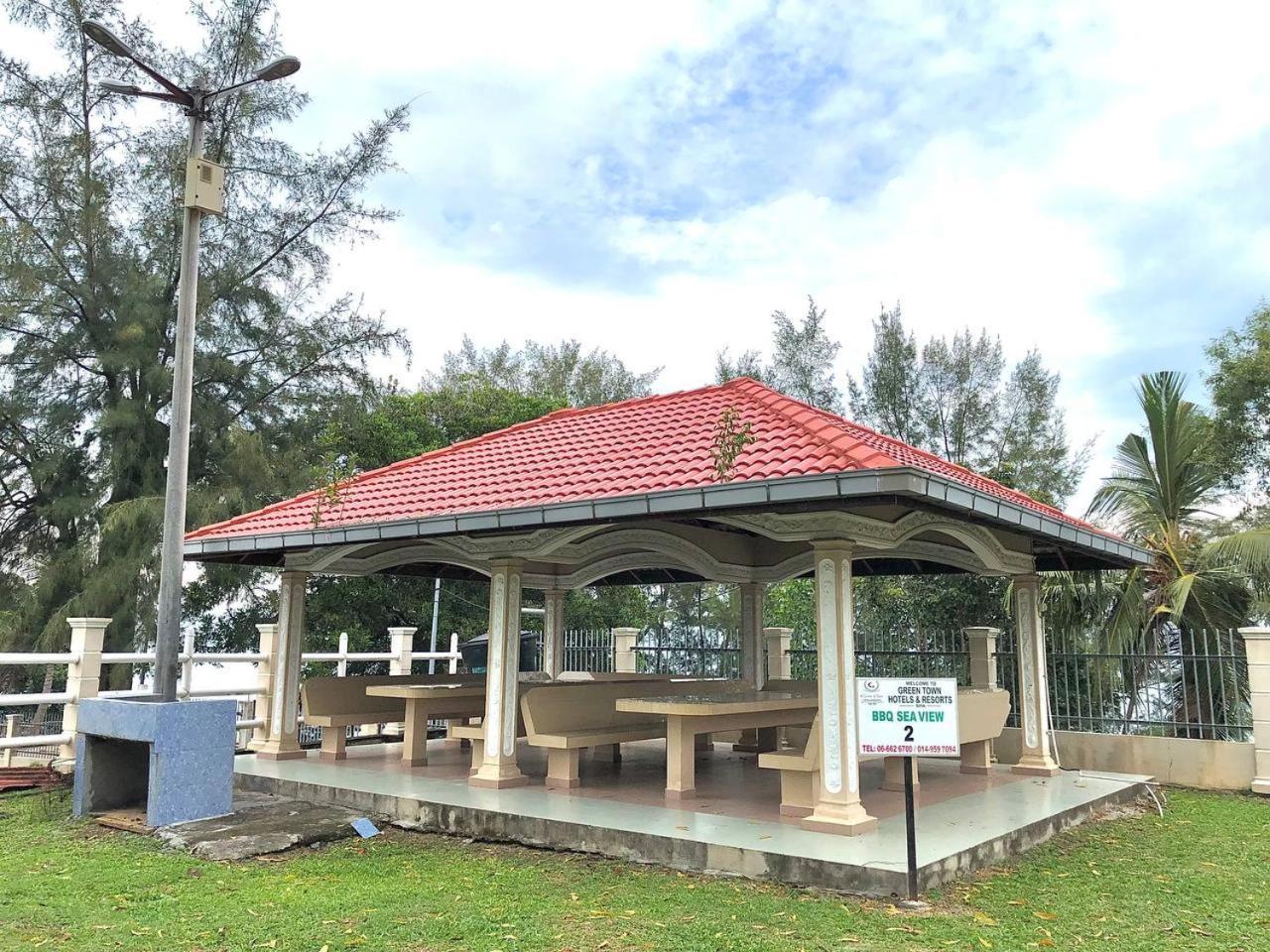 Green Town Hotel And Resort Port Dickson Eksteriør bilde